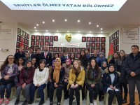ALİ ÇAĞLAR ANADOLU LİSESİ ÖĞRENCİLERİ BAŞKAN KUMARTAŞLI VE KIBRIS GAZİSİ TAHSİN 