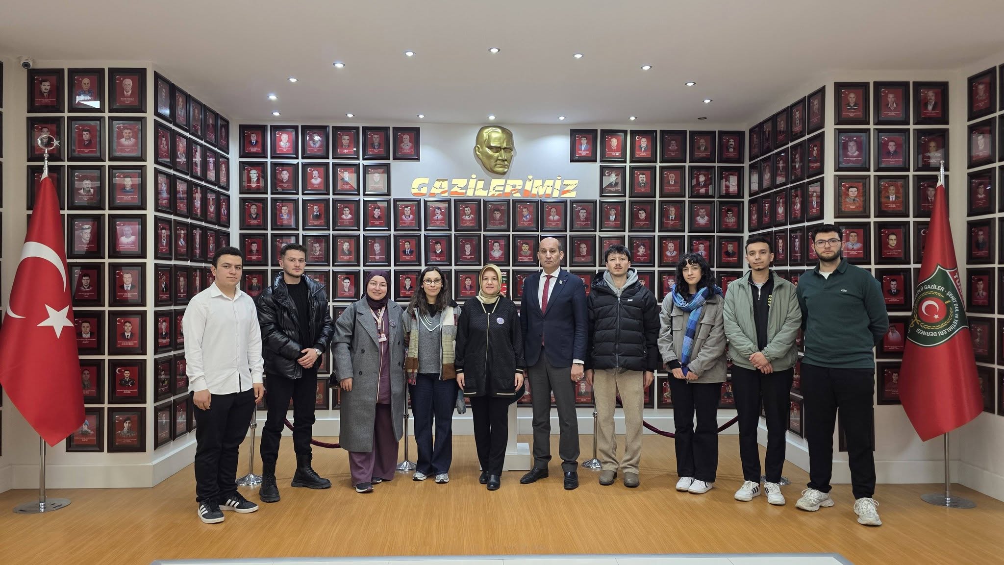 07.05.2026 KIZ ANADOLU İMAM HATİP LİSESİ ÖĞRENCİLERİNİN ŞEHİTLİK ZİYARETİ: