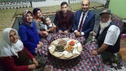 Başkan Kumartaşlı Gece Gündüz Hız Kesmeden Hizmete Devam Ediyor.