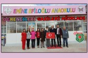 EMİNE EFİLOĞLU ANAOKULU ÖĞRENCİLERİ GAZİLERİ AĞIRLADI