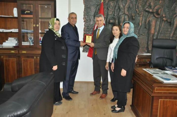 SANDIKLLI TEMSİLCİMİZ GAZİ YUSUF AKİNDEN KAYMAKAM ARICAN’A VEDA                  