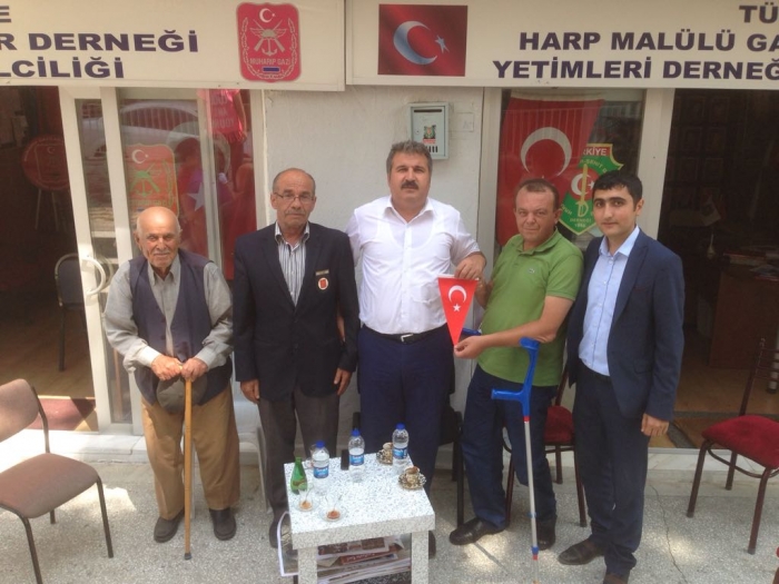 AİLE VE SOSYAL POLİTİKALAR MÜDÜRÜ ALPER SEZERDEN DİNAR TEMSİLCİLİĞİMİZE ZİYARET                  