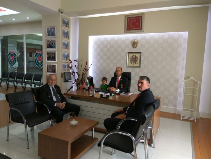 TURGUT KAÇMAZ’DAN BAŞKAN KUMARTAŞLI'YA ZİYARET                  