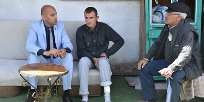 BAŞKAN KUMARTAŞLI BİZLERİ SİYASETE ALET ETMEYİN                  