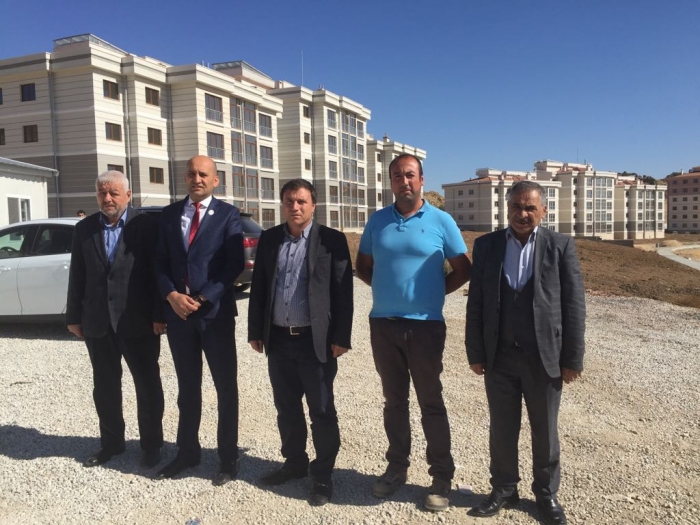 BAŞKAN KUMARTAŞLI AFYON TOKİ İNŞAAT ALANINI VE YÖNETİCİLERİ ZİYARET ETTİ.                  