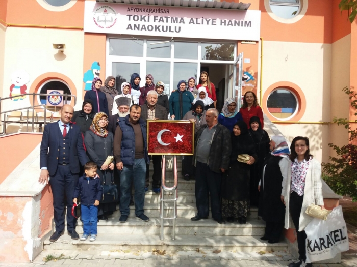 TOKİ FATMA ALİYE HANIM ANAOKULU ÖĞRENCİLERİ 29 EKİM PROGRAMI                   