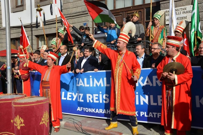 BAŞKAN KUMARTAŞLI KUDÜS İÇİN STK PLATFORMUNDA YÜRÜDÜ                  