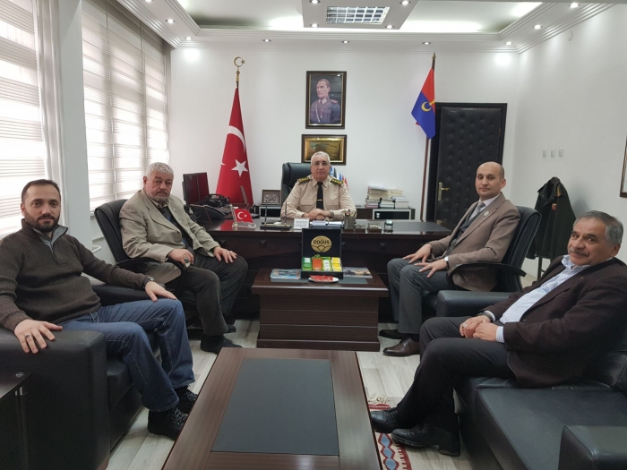 BAŞKAN KUMARTAŞLI İL JANDARMA KOMUTANI J.KD.ALB.ORHAN SIRMA’YI ZİYARET ETTİ.                  