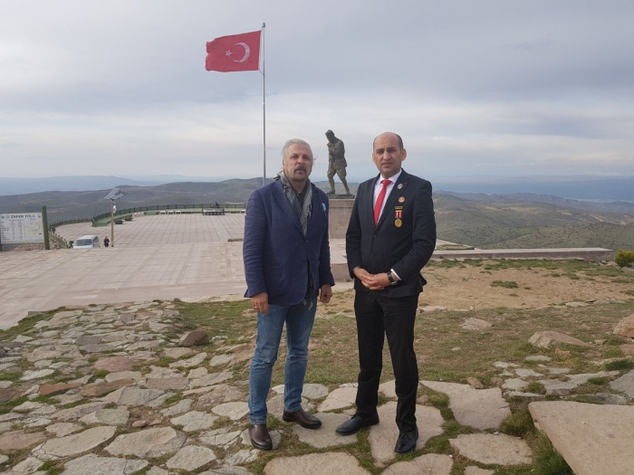 BORDO BERELİ KOMUTAN METE YARAR VE BAŞKAN KUMARTAŞLI KOCATEPE’YE ÇIKTI                  