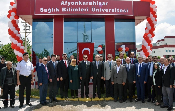 ASBÜ İSİM TABELASI KAMPÜS GİRİŞİNE ASILDI                  