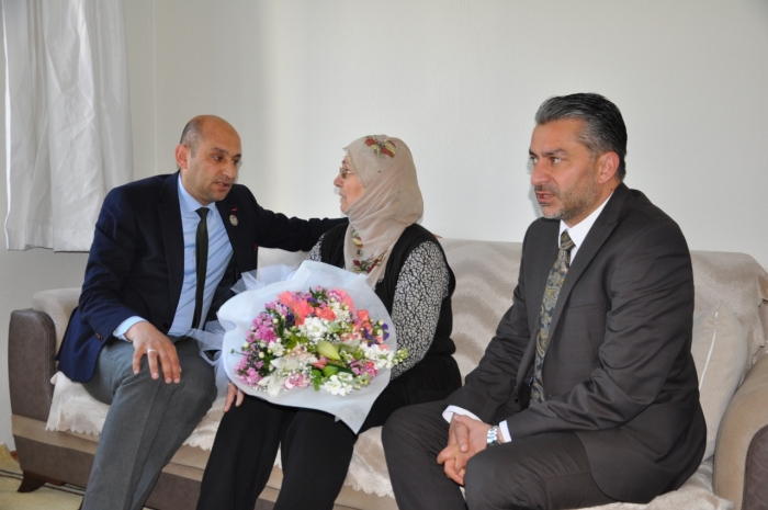 KUMARTAŞLI VE GALİP ŞANLI’DAN ANLAMLI ZİYARET                  