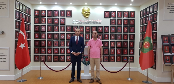 ŞANLIURFA ŞEHİT AİLELERİ DERNEĞİ BAŞKANI MEHMET YAVUZ'DAN DERNEĞİMİZE ZİYARET                  