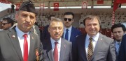 BAŞKAN KUMARTAŞLI KIBRIS TÖRENLERİ ESNASINDA CUMHURBAŞKANIMIZIN YARDIMCISI FUAT OKTAY İLE GÖRÜŞTÜ 