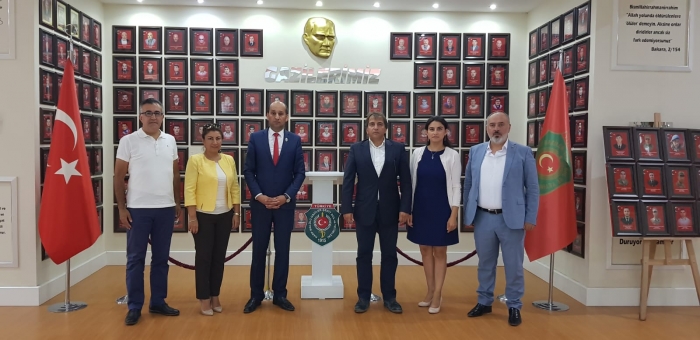 GURBETÇİ HEMŞEHRİLERİMİZDEN DERNEĞE ZİYARET                  