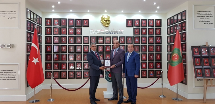 ŞEHİT AİLELERİNDEN DERNEĞİMİZE ZİYARET                  