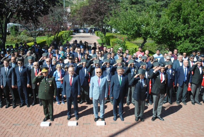 19 EYLÜL GAZİLER GÜNÜ TÖRENLE KUTLANDI                  