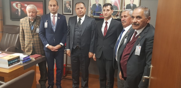 ŞEHİT AİLELERİ VE GAZİLER’DEN MİLLET VEKİLİ HALİL ÖZTÜRK’E ZİYARET                  