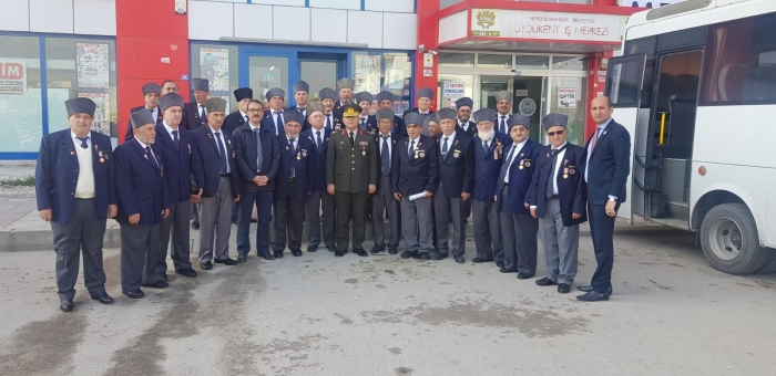 GAZİ OLDUKLARI KIBRIS'A 45 YIL SONRA GİTTİLER                  