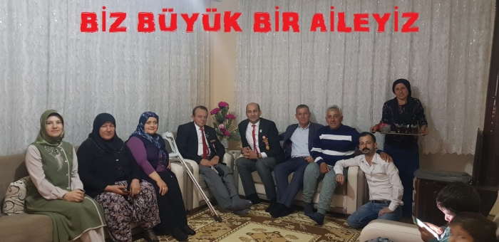 BAŞKAN KUMARTAŞLI GAZİ CANER KAN’I GAZİLER İLE EVİNDE ZİYARET ETTİ...                  