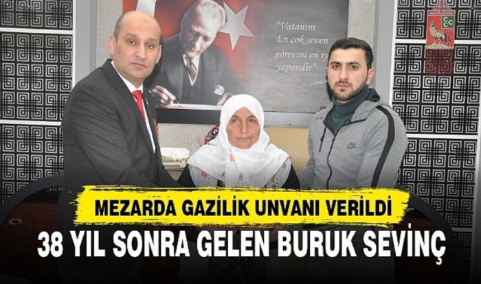KUMARTAŞLI: MERHUM RAFET YAVUZ'A MEZARDA GAZİLİK UNVANINI ALDIK                   