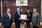 MÜSAVAT DERVİŞOĞLU DERNEĞİMİZİ ZİYARET ETTİ.